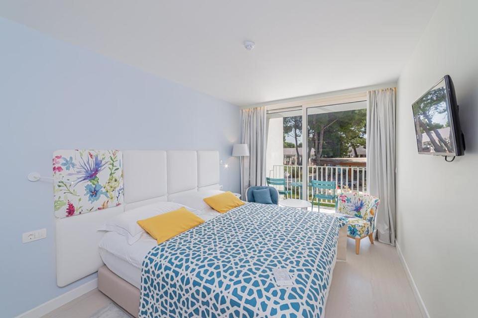 Amadria Park Family Hotel Jakov ชิเบนิก ภายนอก รูปภาพ