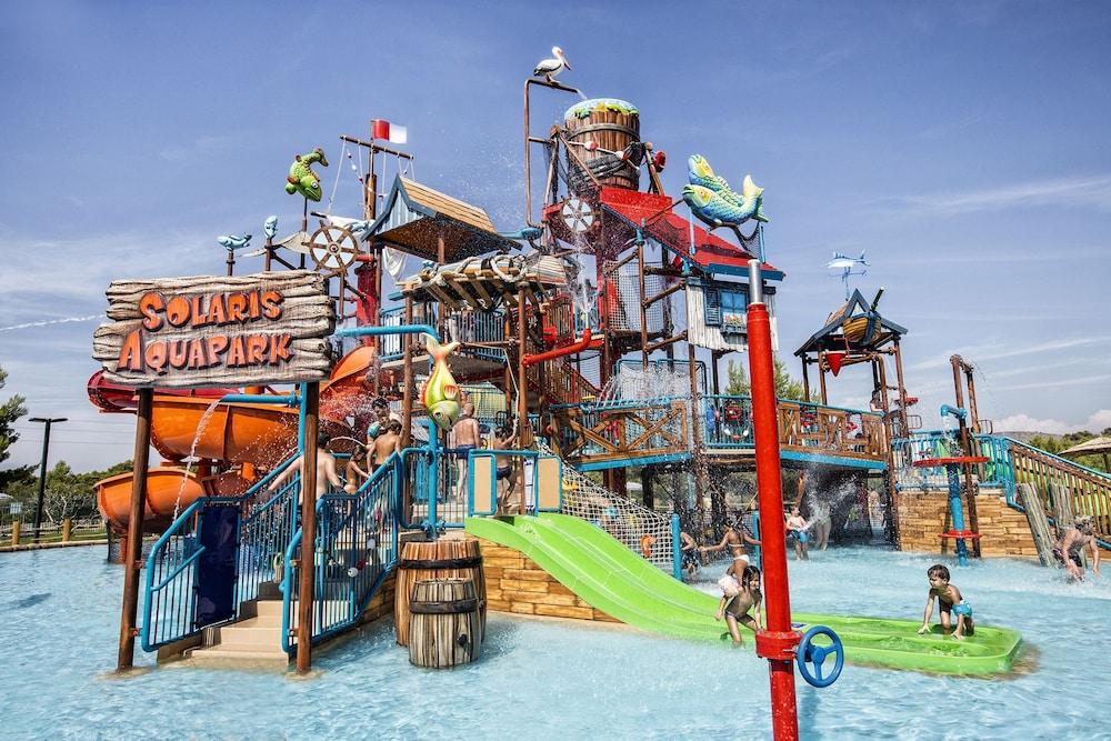 Amadria Park Family Hotel Jakov ชิเบนิก ภายนอก รูปภาพ