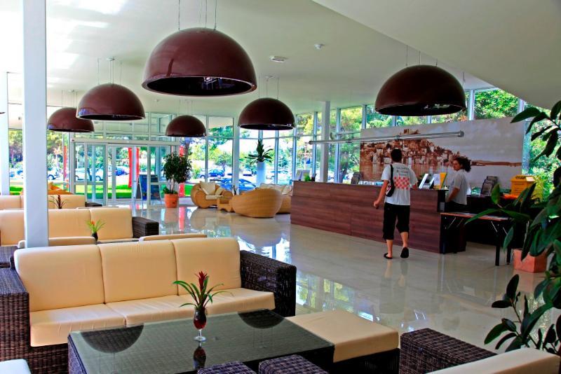 Amadria Park Family Hotel Jakov ชิเบนิก ภายนอก รูปภาพ